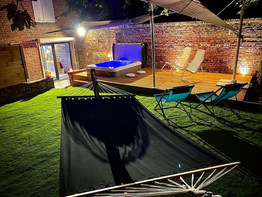 Le Garden & Spa Compiegne Luaran gambar